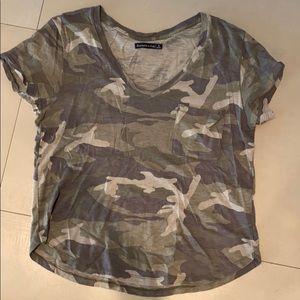 Abercrombie & Fitch Camouflage V-Neck